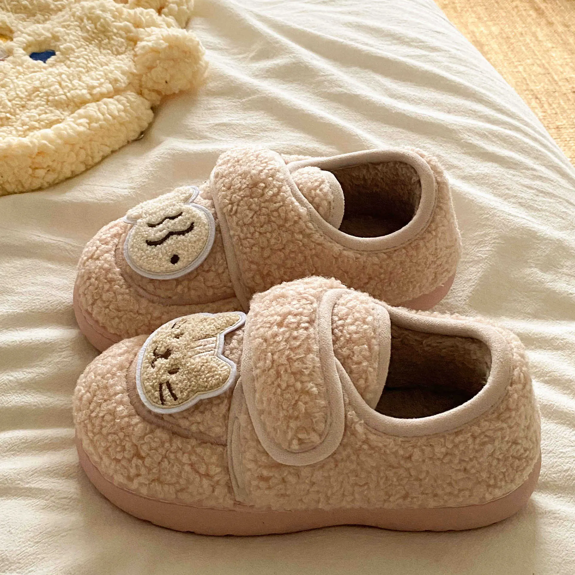 Autumn Winter Cat Design Soft Cotton Shoes for Women Brown - Image 3