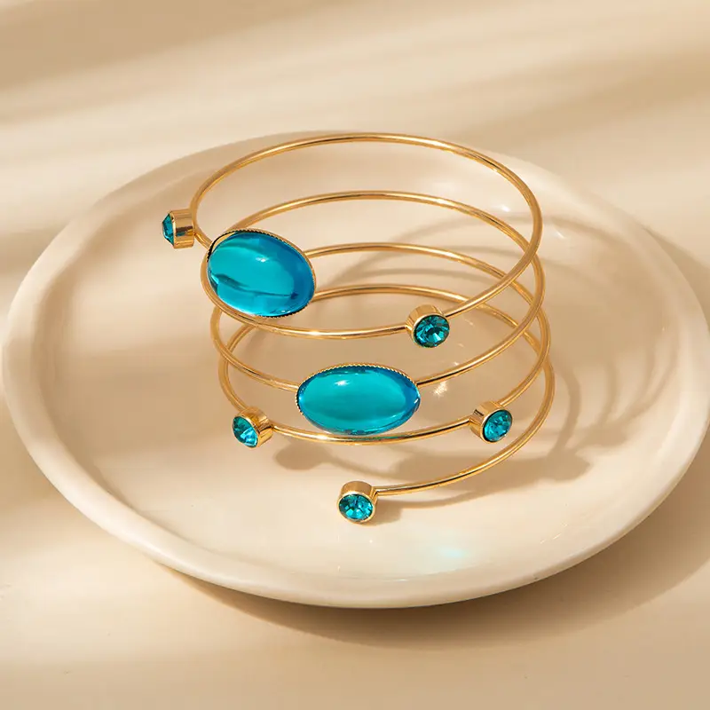 Personalized Flower and Leaf Multi-Layer Open Bracelet for Women, Ins-Style Metal Arm Ring with Diamonds, Adjustable and High-End Bracelet