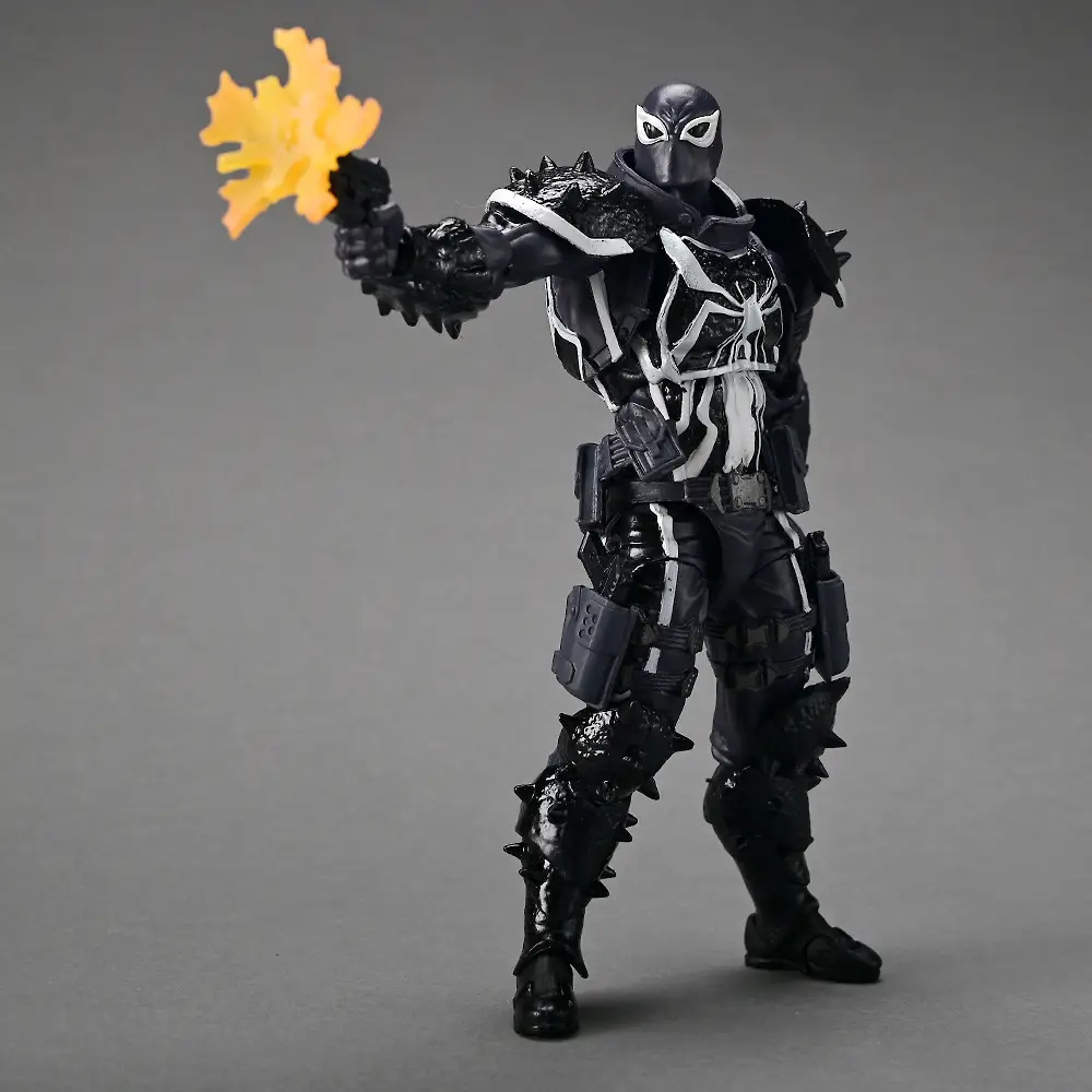 Marvel's Venom Agent Figure with Accessories for Kids — feature 11