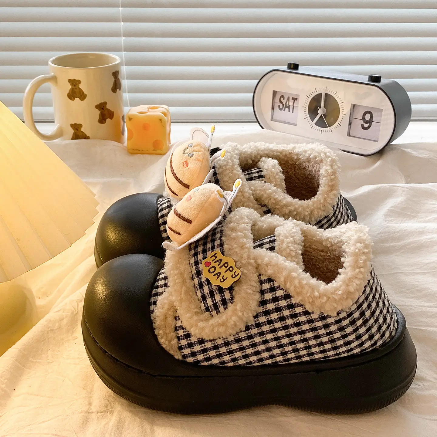 2025 Cartoon Cartoon Shoes for Kids Match Indoor Non-Slip Soft Slippers - Image 7