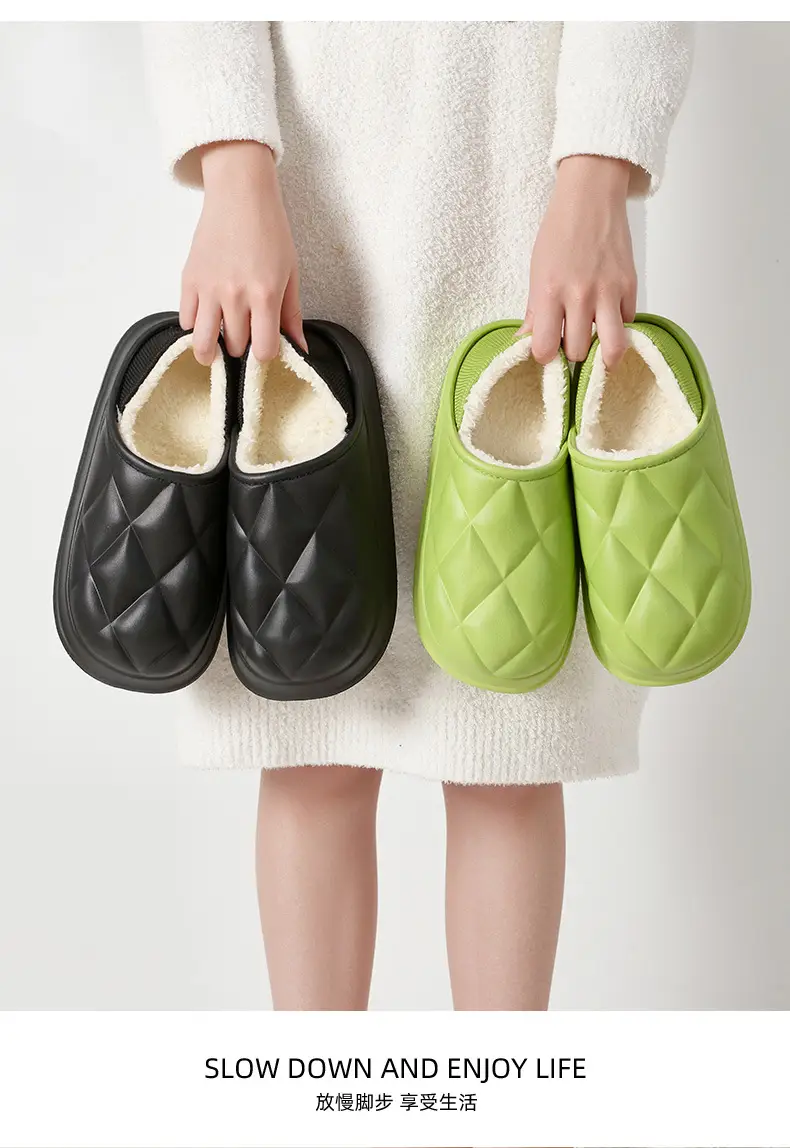 Women Winter Fleece Lined Slippers White Quilted — feature 10