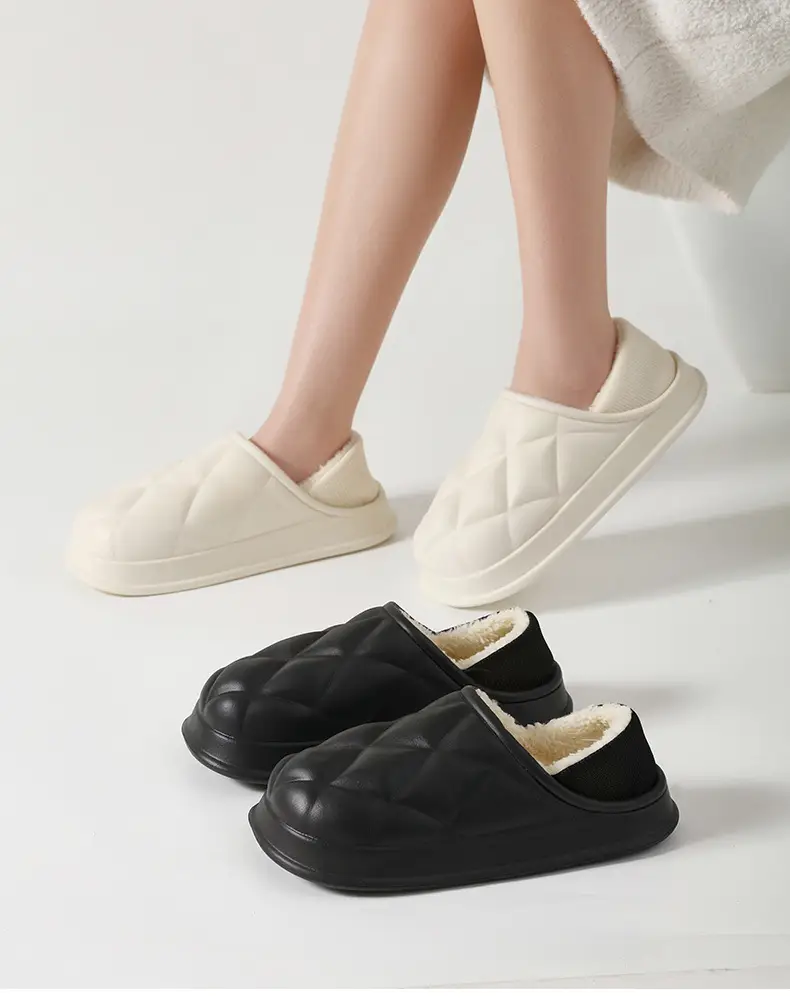 Women Winter Fleece Lined Slippers White Quilted — feature 11