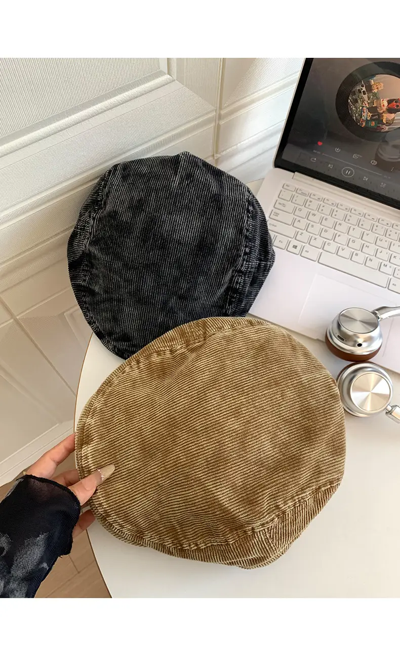 Women Duckbill Beret with Face-Slimming Design — feature 11
