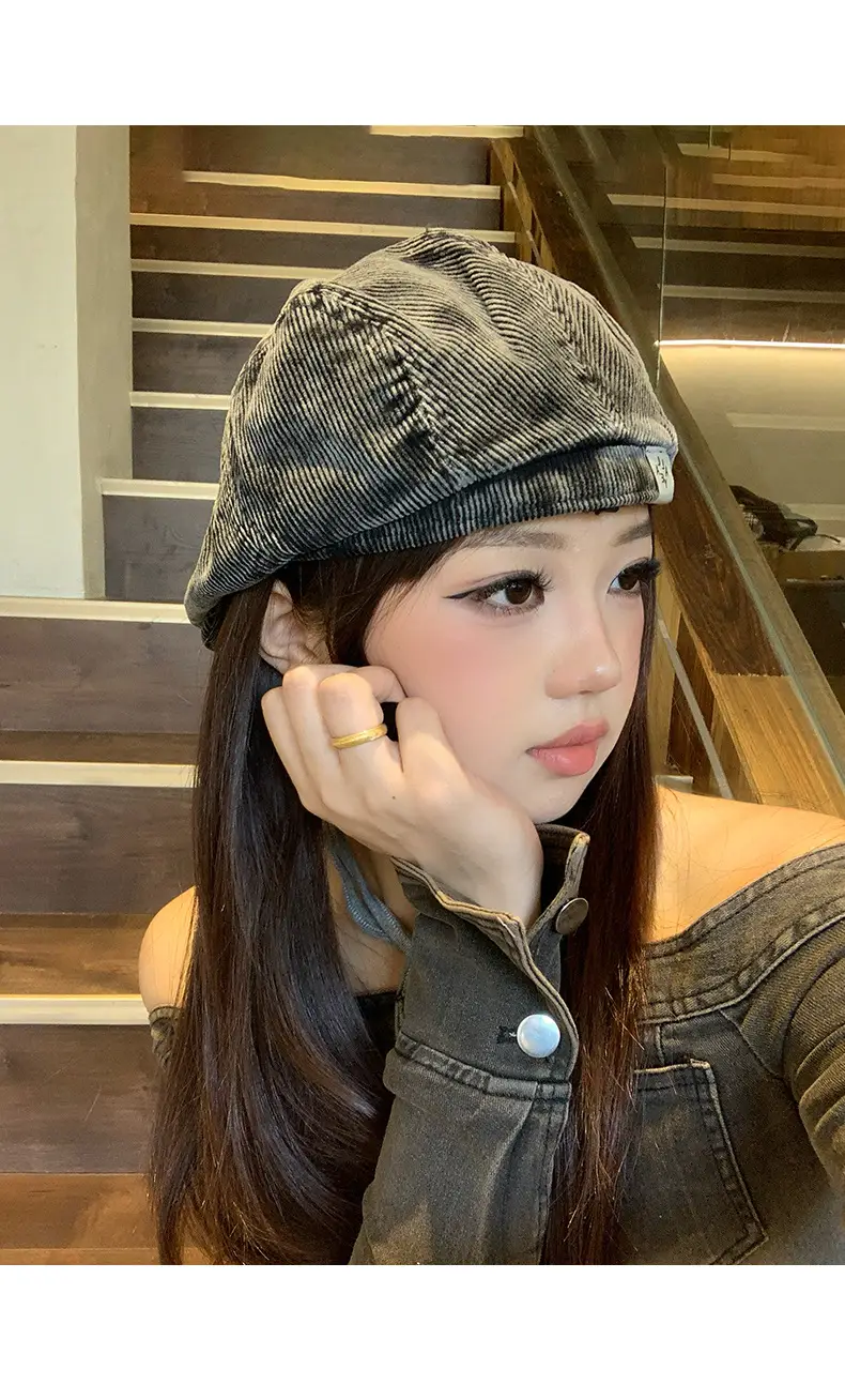 Women Duckbill Beret with Face-Slimming Design — feature 8