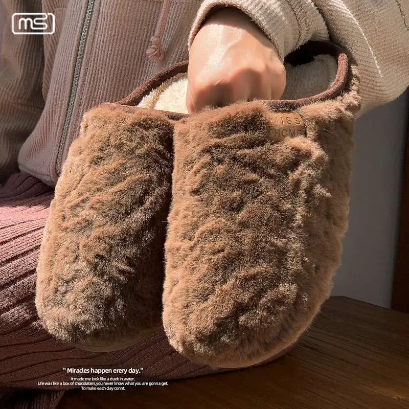 Winter Women's Fleece Lined Slippers Beige - Image 4