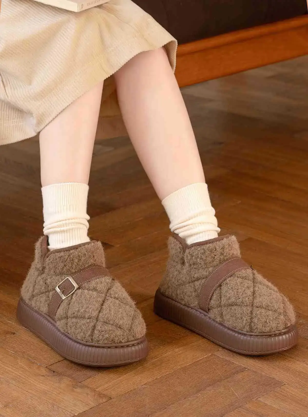 Women Closed-Toe Cotton Slippers Autumn Winter 2025 — feature 3