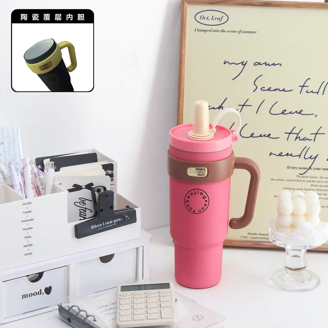 Fashionable Car-Mounted Large-Capacity Straw Ceramic Liner Insulated Cup Icebreaker Women's Outdoor Sports Insulated Kettle New Model