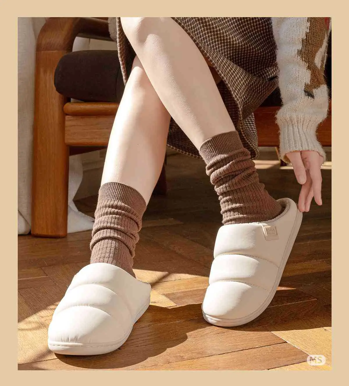 2025 Winter Closed-Toe Fleece Lined Slippers — feature 5