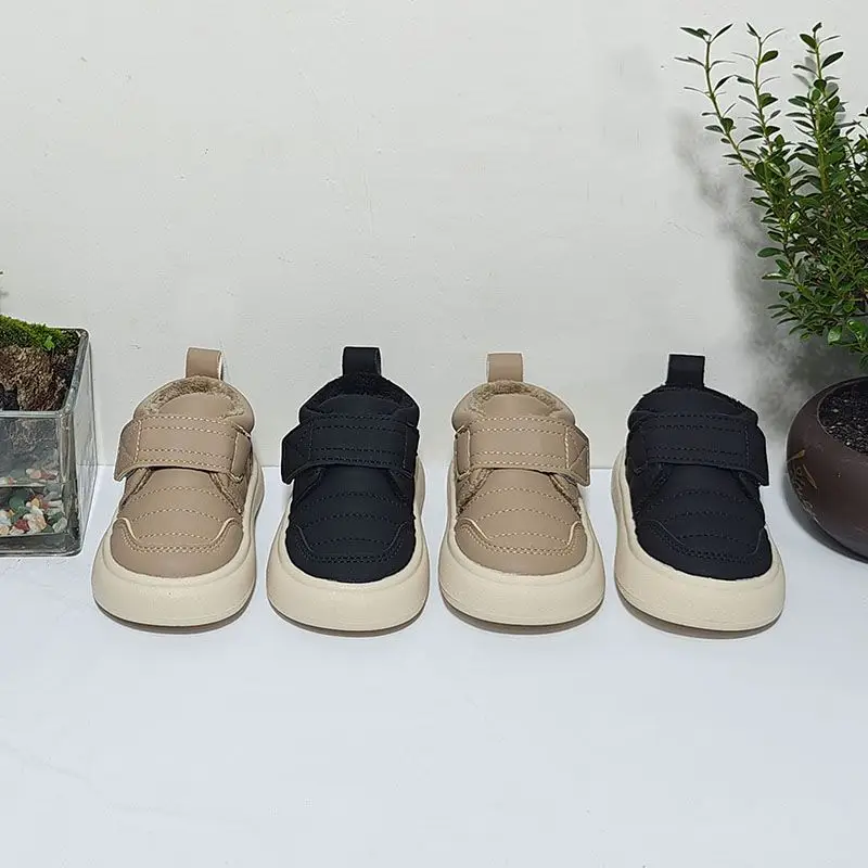 Baby Velvet Sneakers Beige Soft Soles 2025 — feature 5