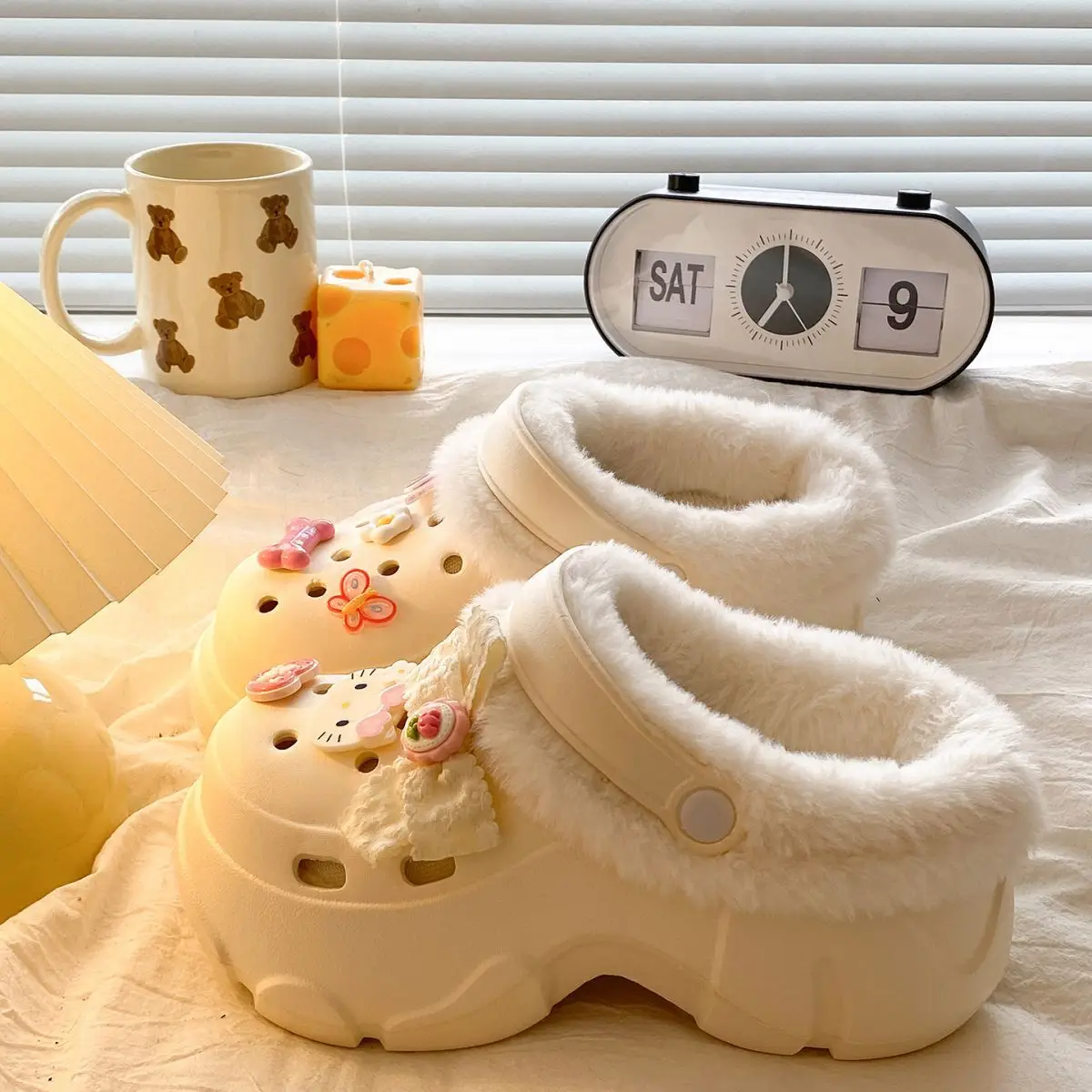 Winter Warm Korean Style Fleece Lined Shoes — feature 33