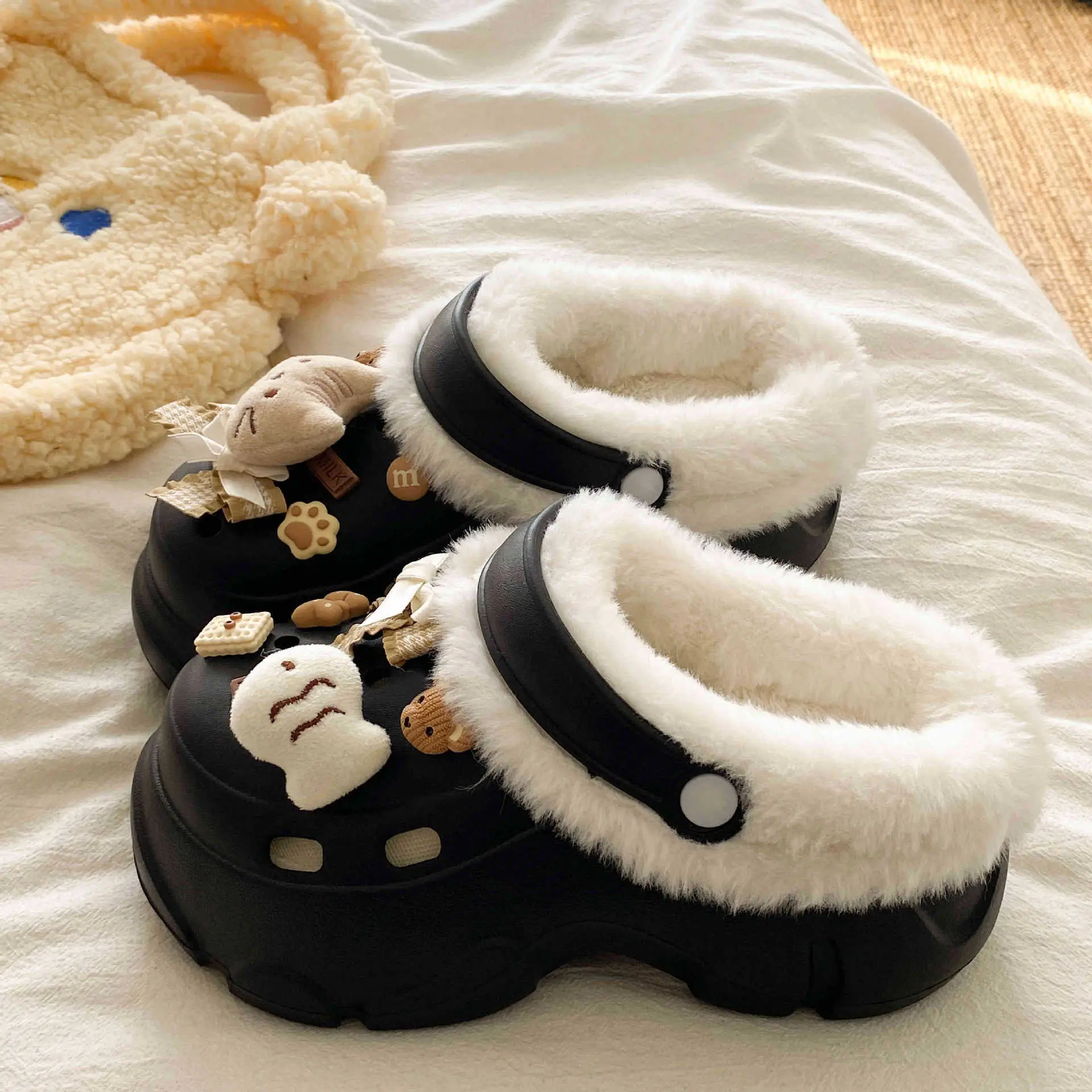 New Winter Soft Cotton Slippers with Arch Support Clogs - Image 2