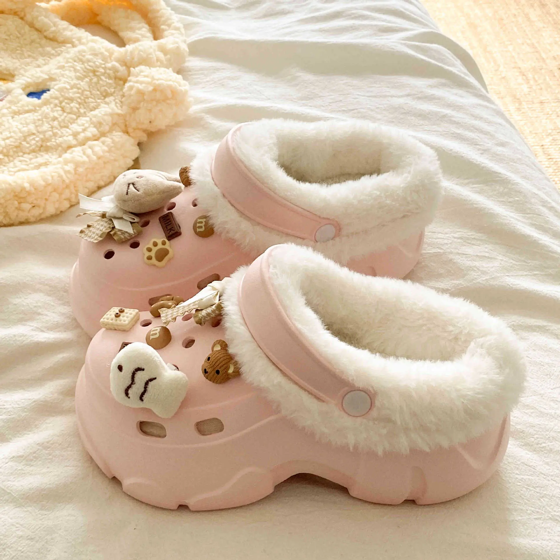 New Winter Soft Cotton Slippers with Arch Support Clogs - Image 4