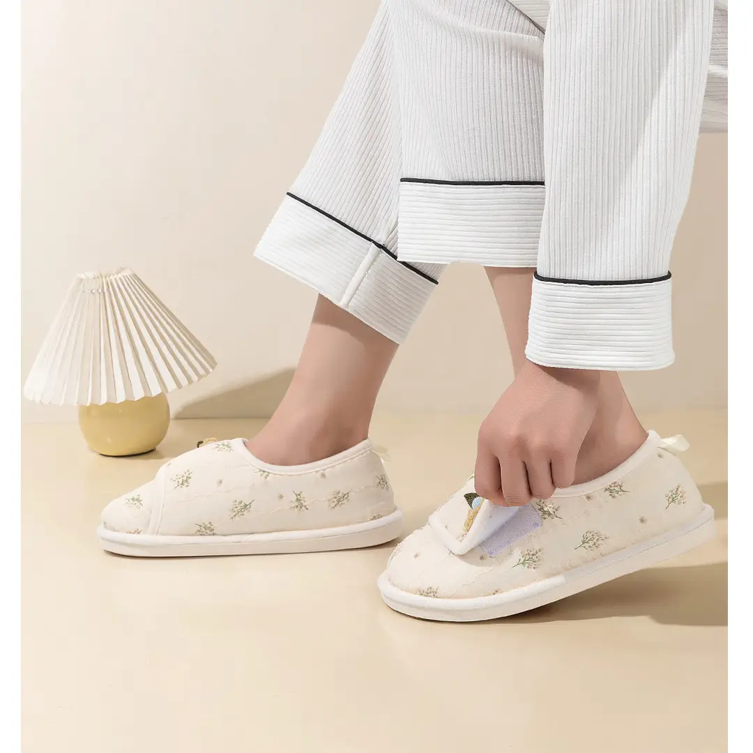 Jialiya Postpartum Shoes for Women in Autumn and Winter with Silent Anti-Slip Indoor Climbing Mats for Maternity and Pregnant Women Cotton Slippers Wholesale — feature 20