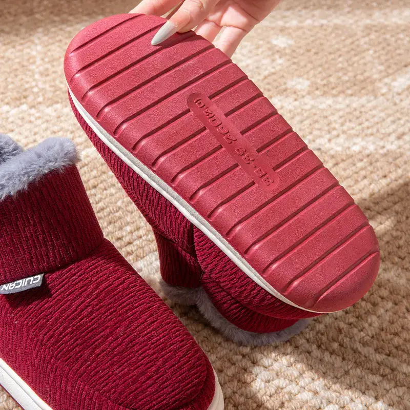 Fleece Lined Women's Red Winter Slippers - Image 8
