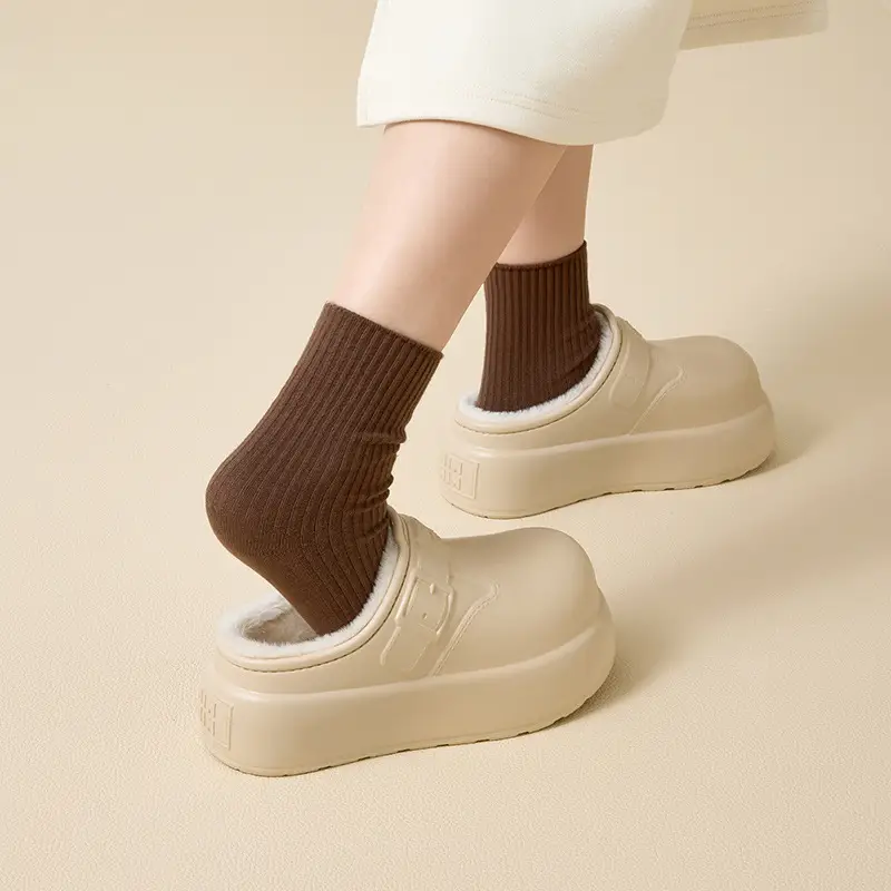 Waterproof Cotton Slippers for Women, Closed-Toe Winter Slippers, Autumn and Winter Indoor Non-Slip Thick-Soled Cotton Slippers for Women, Wholesale
