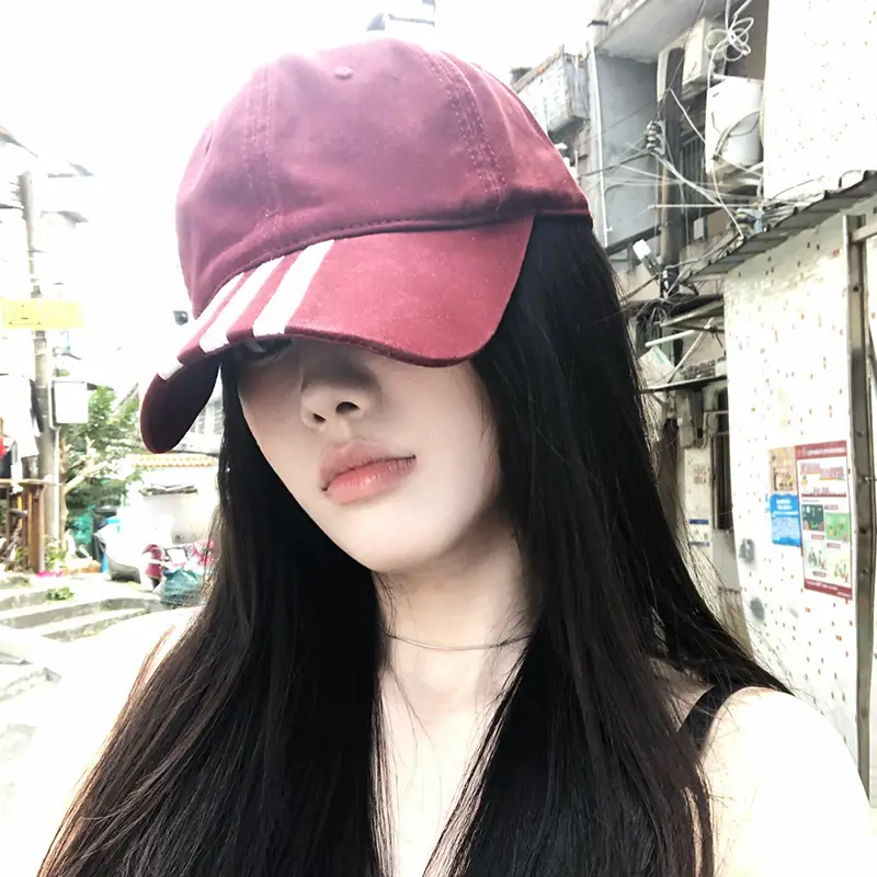 Women Straw Cap Duckbill Style Baseball Cap White
