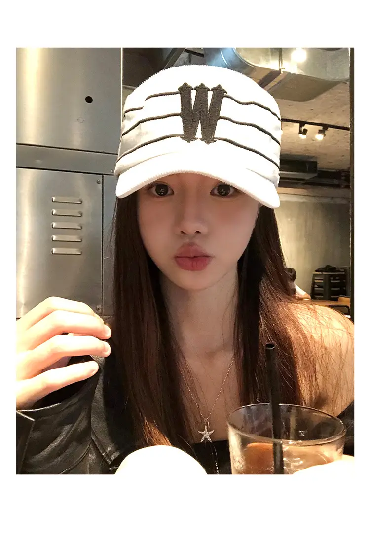 Women Korean Retro Striped Baseball Cap Spring Autumn — feature 8