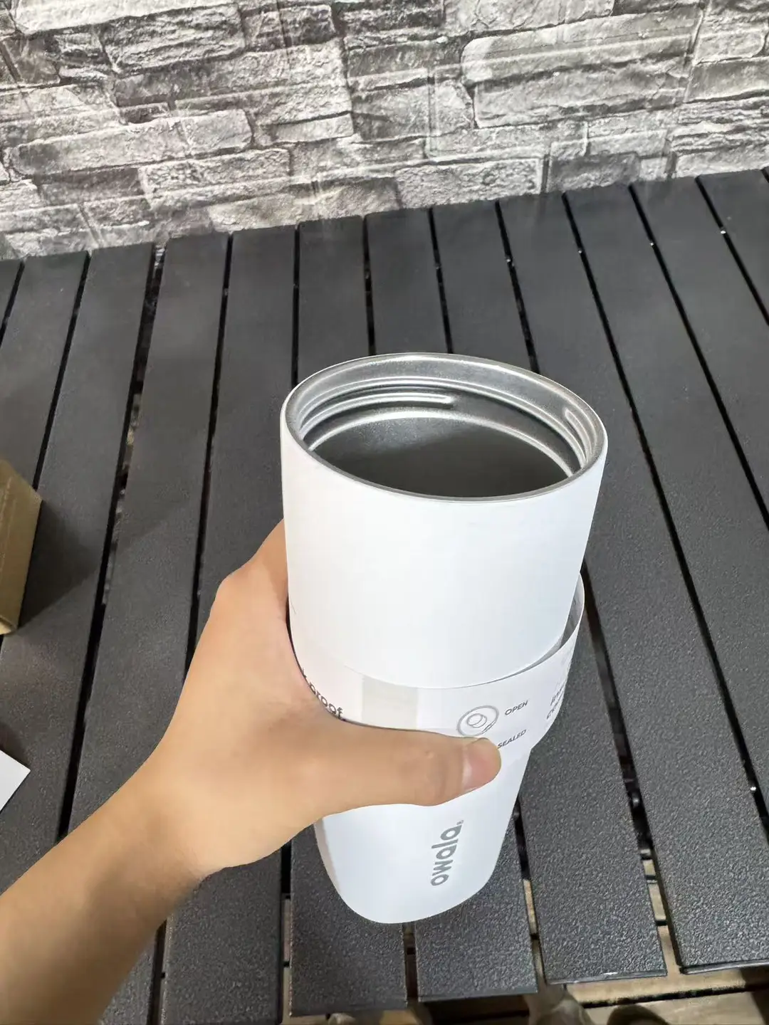 Cross-Border Owala Same Model 304 Stainless Steel Insulated Cup, Popular High-Value Coffee Cup for Home Use, Portable and Suitable for Car Use — feature 4
