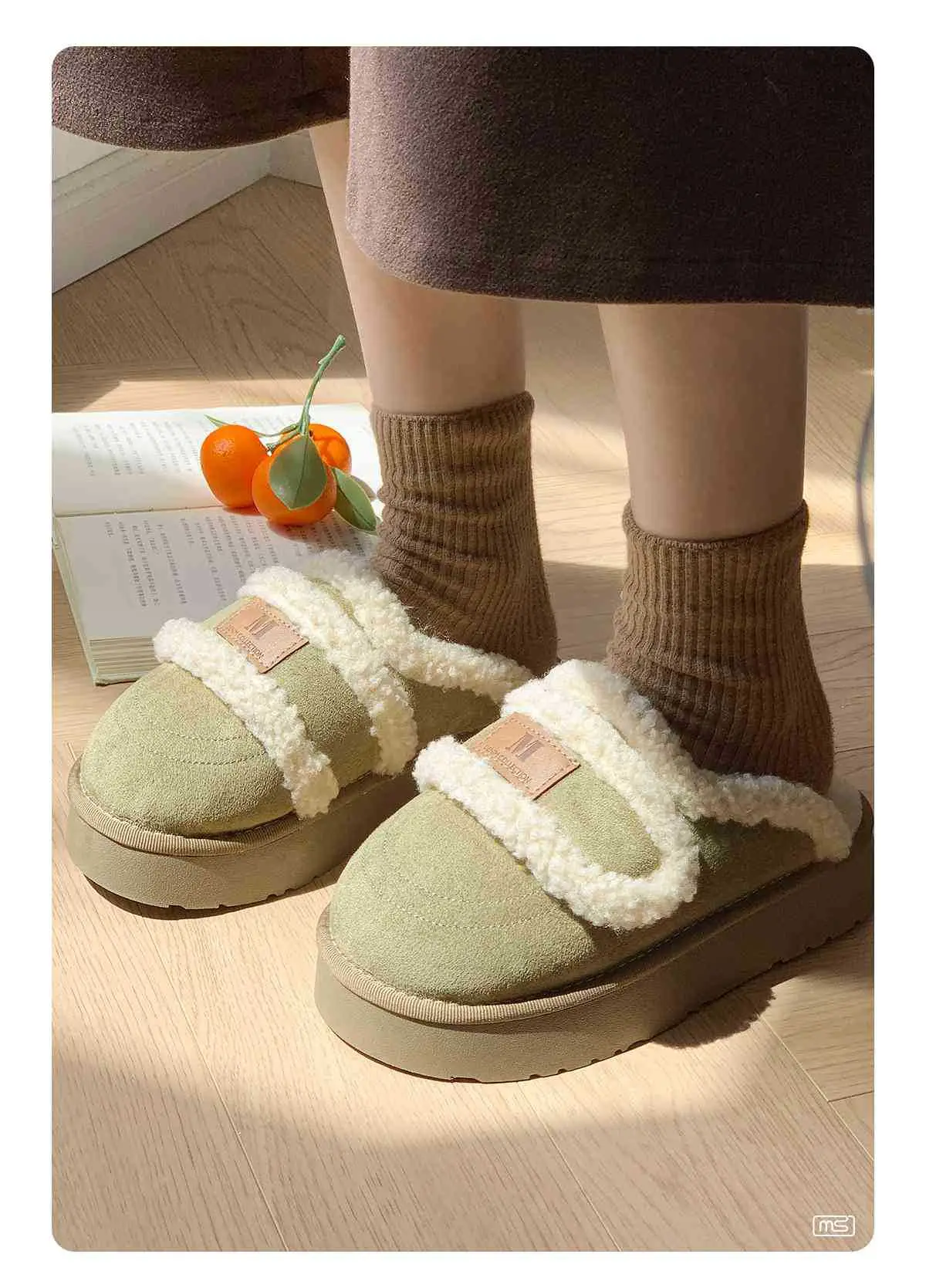 Women Winter Velvet Slippers with Thick Sole — feature 7
