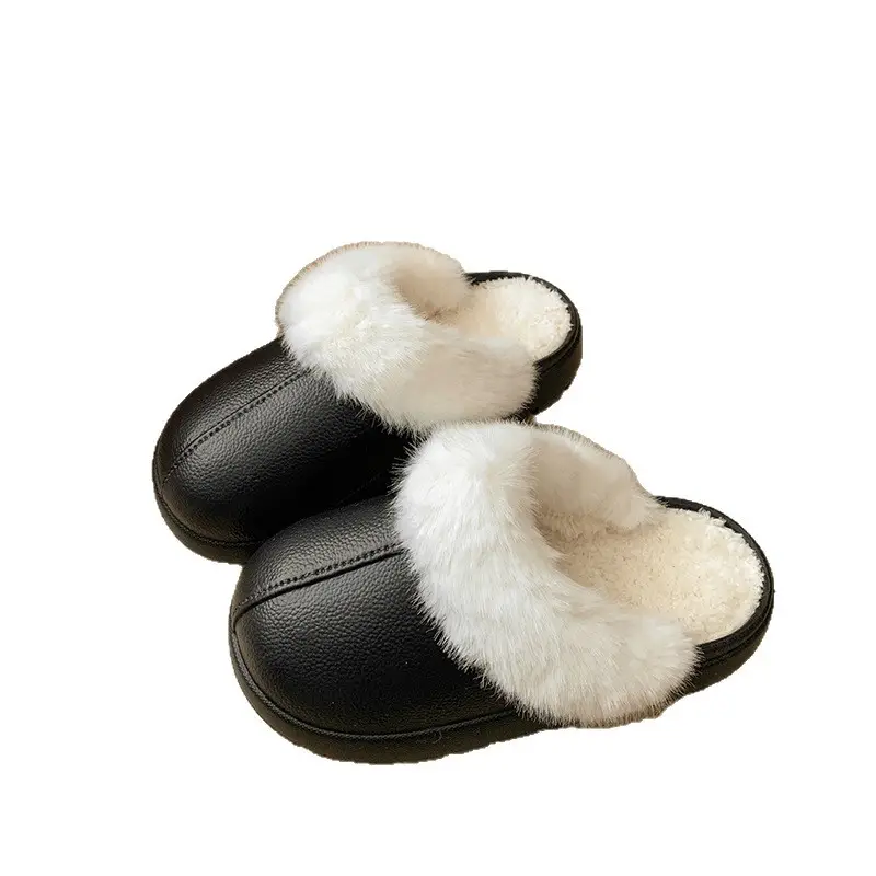 Women's Green Cotton Slippers with Faux Fur Trim - Image 9