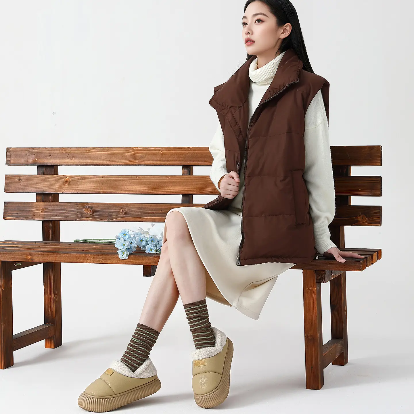 Women Closed Heel Waterproof Cotton Slippers Autumn Winter