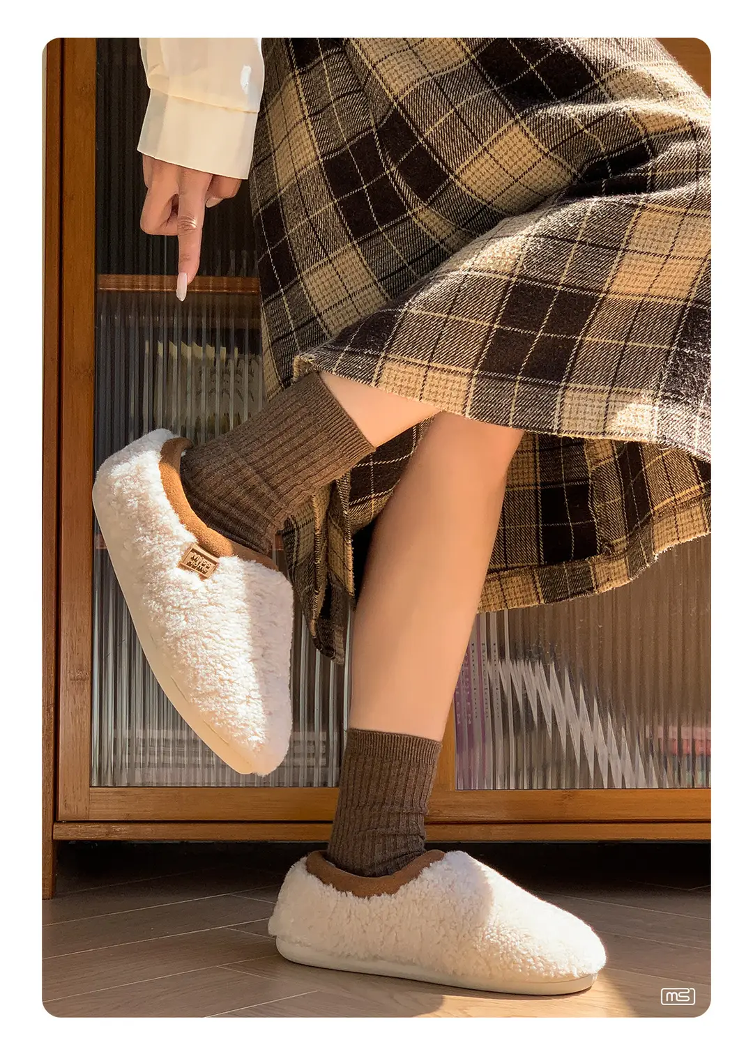New Style Soft-Soled Simple Full-Wrap Home Plush Cotton Shoes for Women, Autumn and Winter Indoor Non-Slip Cotton Shoes for Couples, Men's Indoor Non-Slip Cotton Shoes — feature 7
