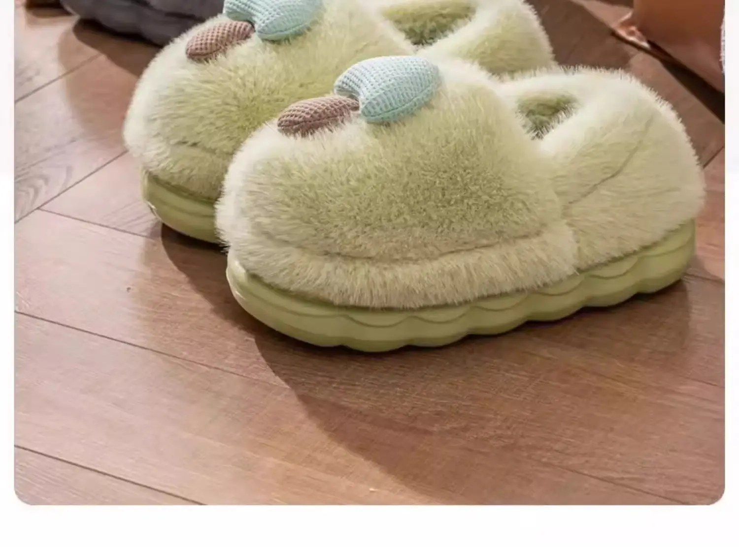 Women's Furry Slippers with Heel and Poop Feeling — feature 15