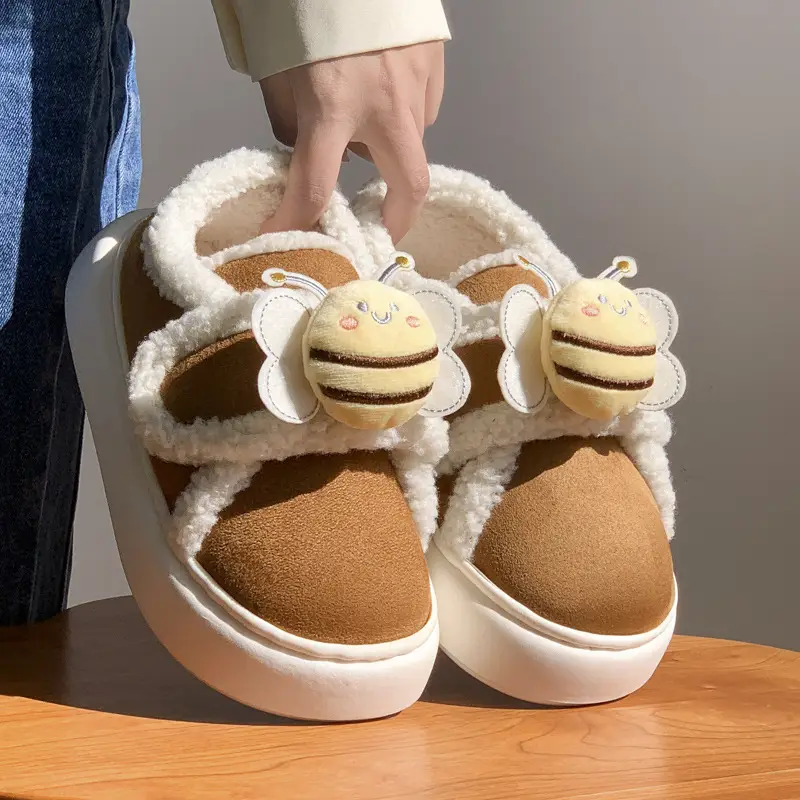 Cute Cotton Slippers for Women in Winter Indoor Warm Home Couple Bag Heel Fleece-Lined Velcro Outer Wear Cashmere Cotton Shoes - Image 4