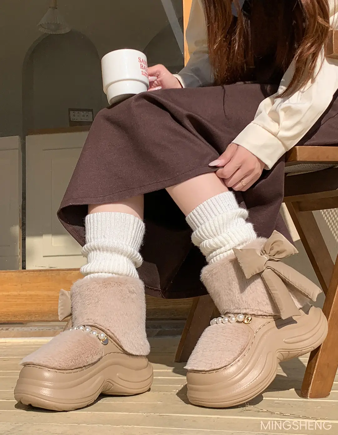 New Cotton Slippers for Women in Winter for Home and Outdoor Wear, Indoor Soft Soles, Increased Thickness, Non-Slip Thick Soles, Warm Plush Cotton Shoes — feature 6