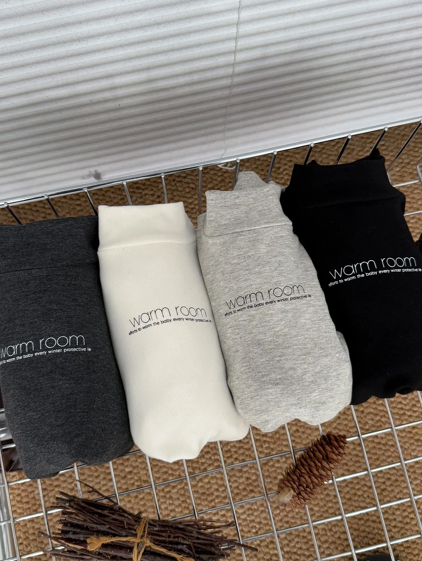 2025 Winter Korean Letter Print T-Shirt for Boys — feature 9