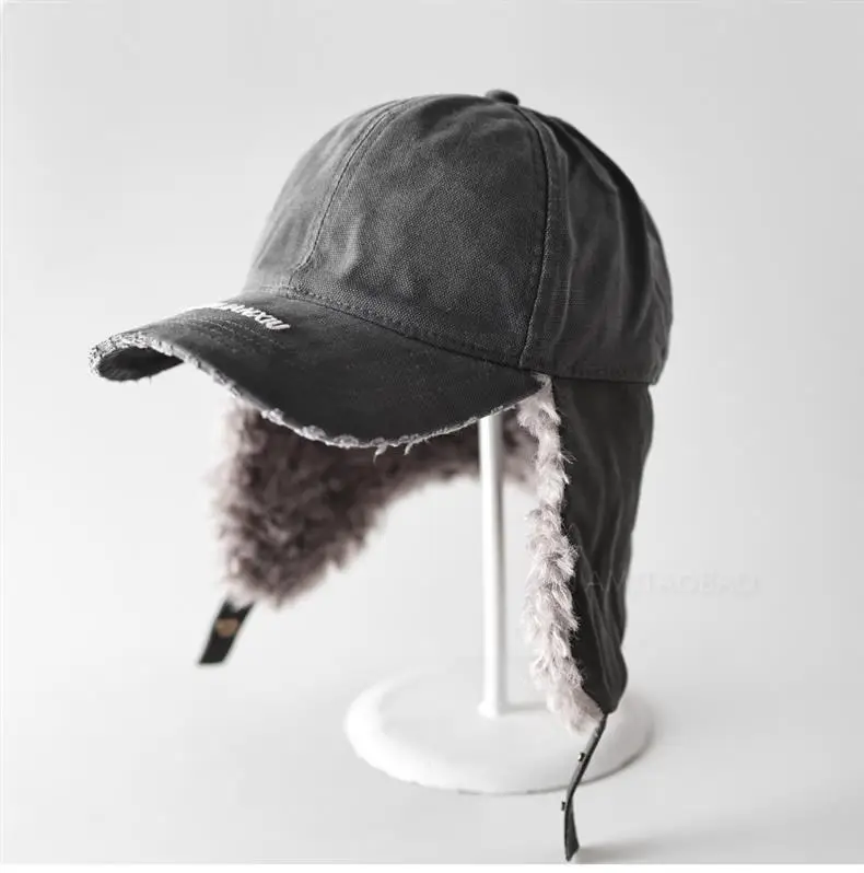 Men Wool Ear Flap Cap Warm Brown — feature 12