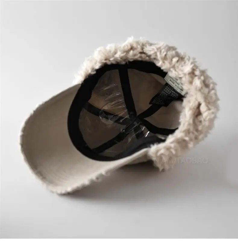 Men Wool Ear Flap Cap Warm Brown — feature 9