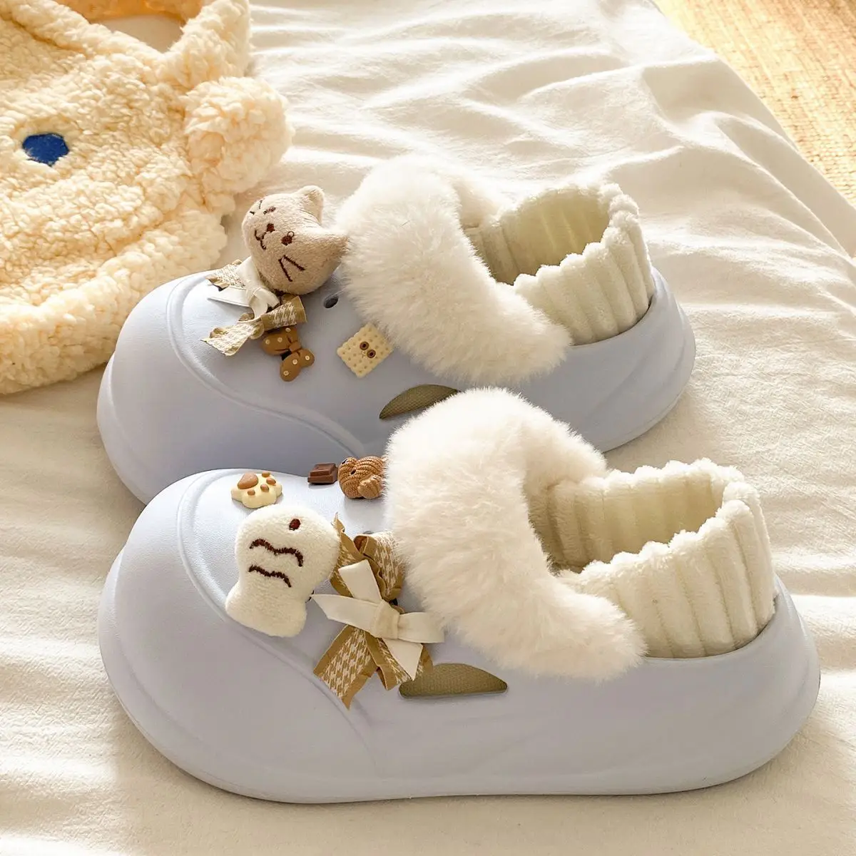 Women Warm Cat Fish Soft Slippers White Blue — feature 24