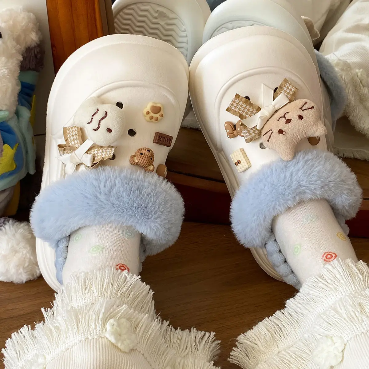 Women Warm Cat Fish Soft Slippers White Blue — feature 33