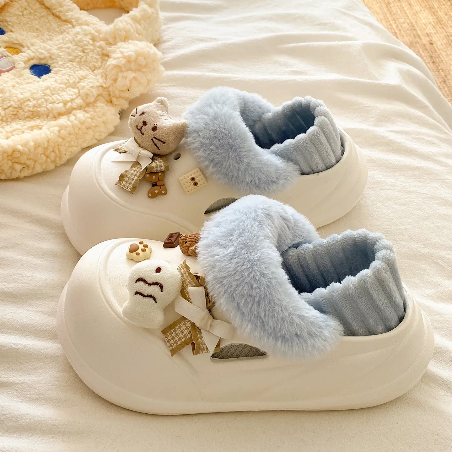 Women Warm Cat Fish Soft Slippers White Blue - Image 2