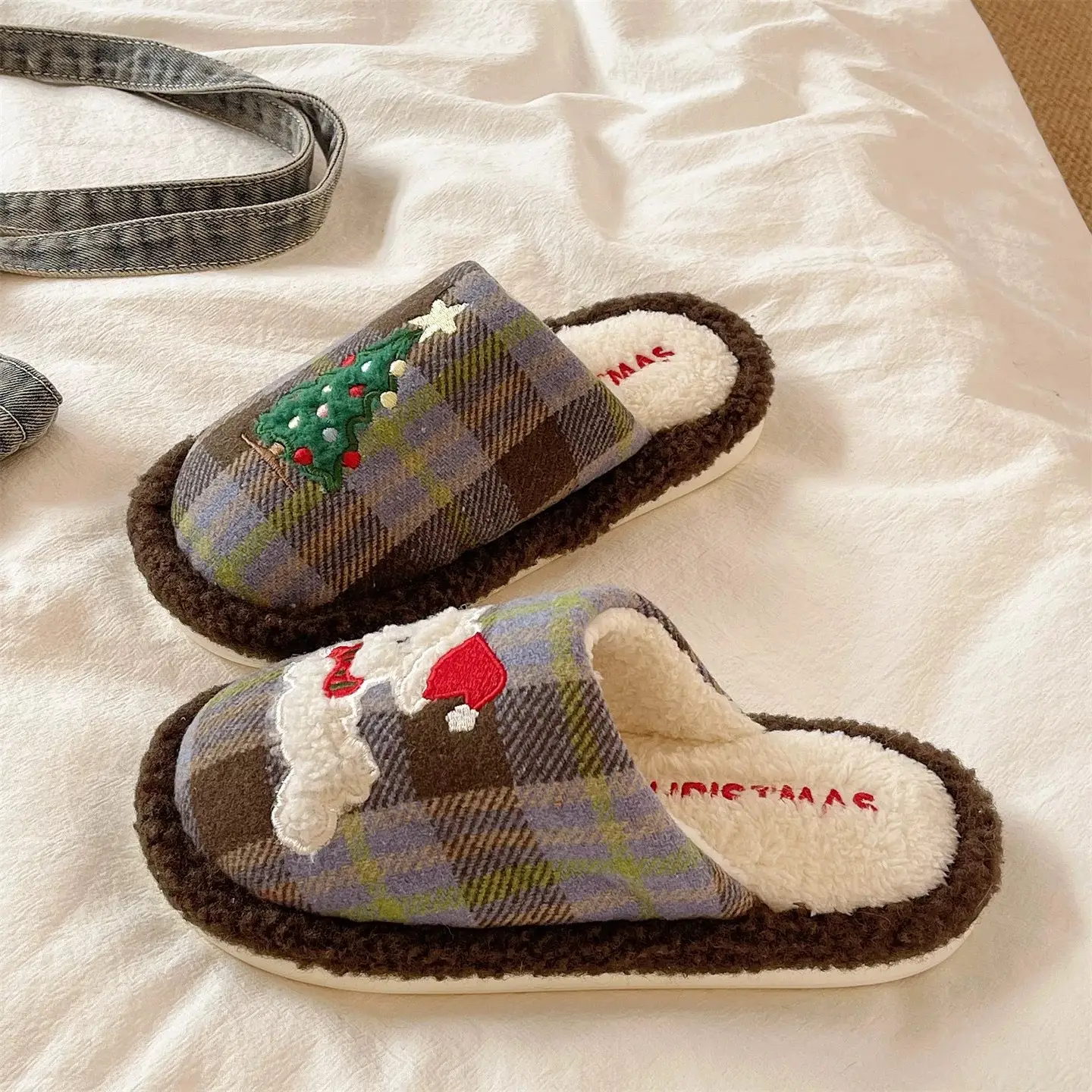 Cute Christmas Tree Furry Slippers Women Winter Fleece Lined Warm Indoor Non-Slip Toe Cotton Slippers - Image 3