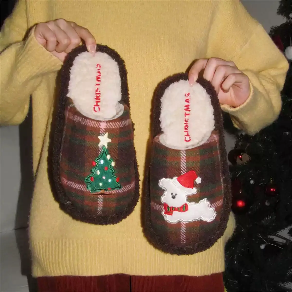 Cute Christmas Tree Furry Slippers Women Winter Fleece Lined Warm Indoor Non-Slip Toe Cotton Slippers - Image 2