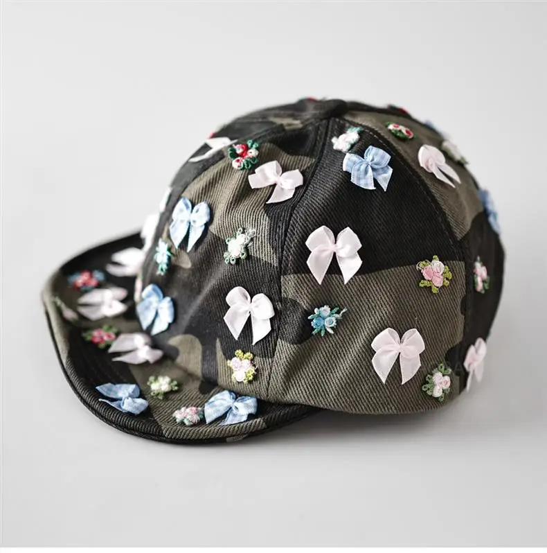 Women Camouflage Flower Bow Cap for Travel Fashion — feature 1