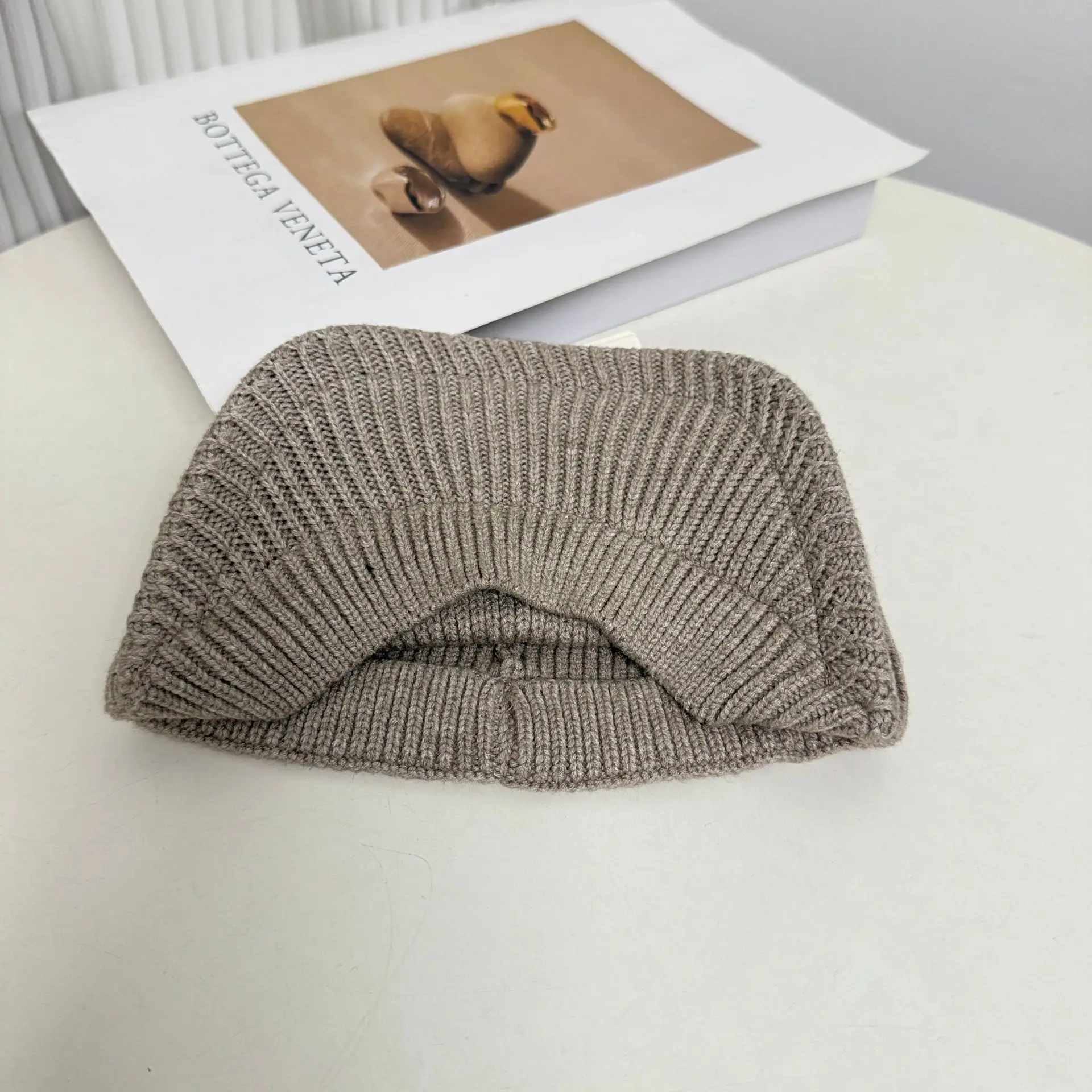 Men Wool Blend Baseball Cap Winter Warm Solid Color — feature 3