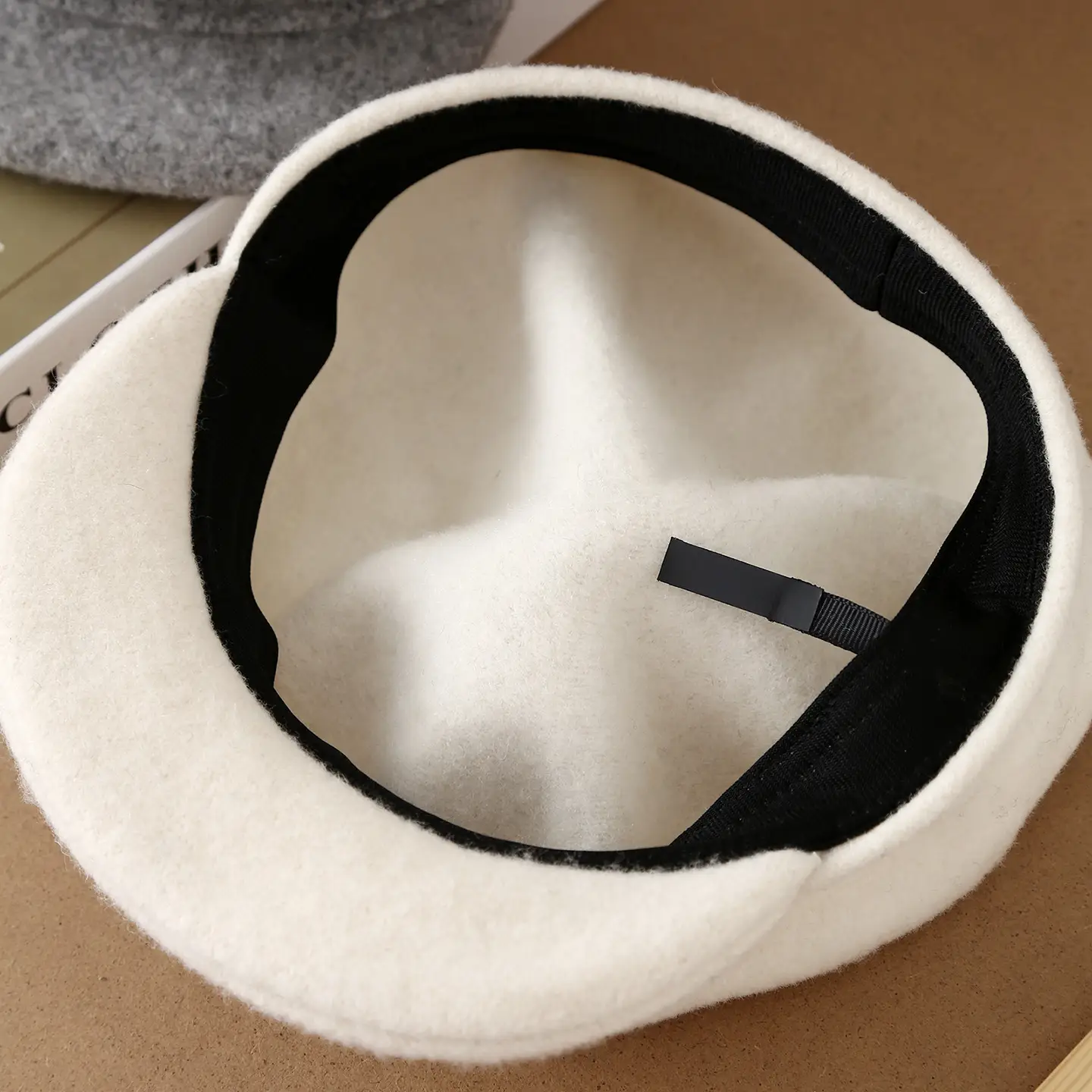 Autumn Woolen Newsboy Hat Gray Japanese Style — feature 12