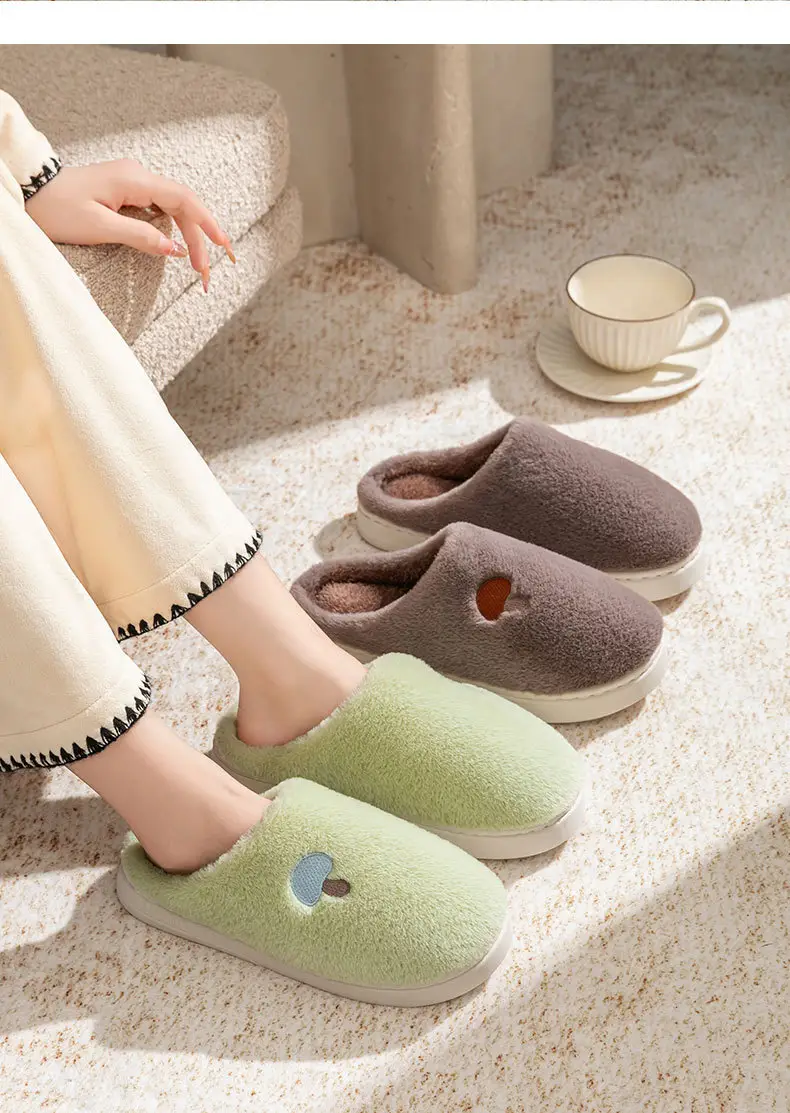 Plush Cotton Slippers for Autumn and Winter Indoor Home Use, Thick-Soled Plush Slippers, New Closed-Toe Warm Artifact Home Maternity Shoes — feature 16