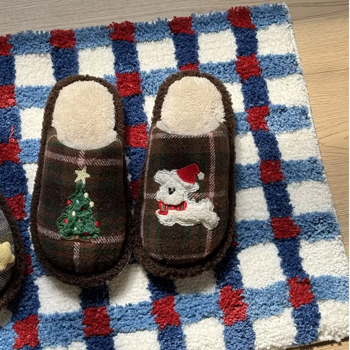 Christmas Tree Cotton Slippers Autumn and Winter Cartoon Cute Indoor Home Non-Slip Furry Slippers Winter Floor Cotton Slippers for Women - Image 2