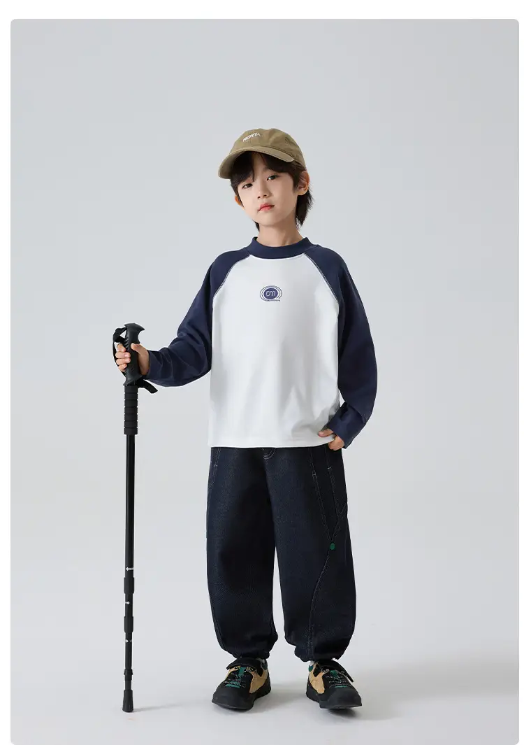 Kids Winter German Velvet T-Shirt with Backpack — feature 10