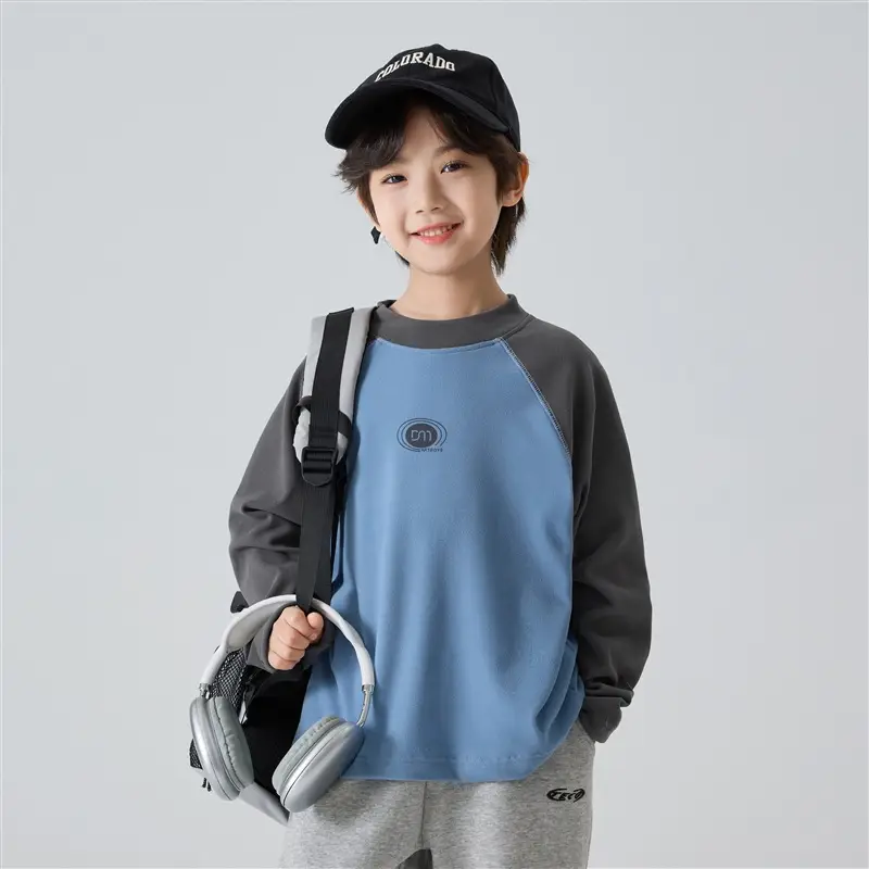 Kids Winter German Velvet T-Shirt with Backpack - Image 2