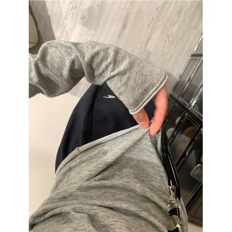 Wholesale Gray Rolled-Edge Long-Sleeve T-Shirt for Women, 2026 Early Autumn New Korean Style Thin Base Layer Top