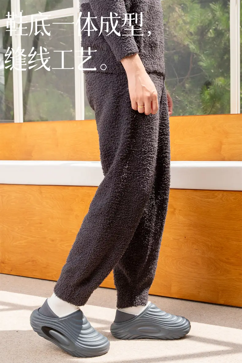 New Style Closed-Toe Waterproof Cotton Slippers with a Stepping-On-Clouds Feel, 2025 Home Cotton Shoes for Men and Women, Winter Warm Non-Slip Couple Cotton Slippers — feature 6
