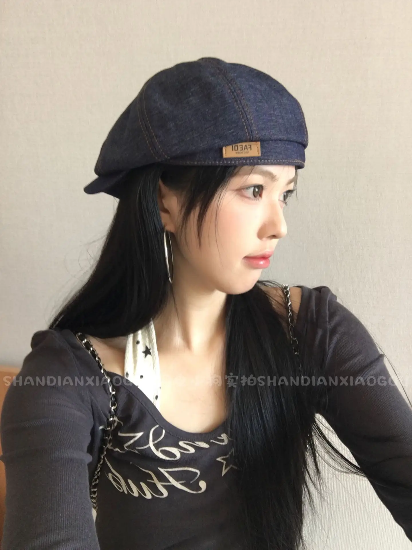Women Retro Forward Peaked Cap Large Circumference Corduroy — feature 14