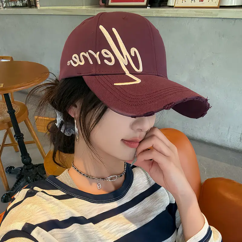 2025 Women Baseball Cap with Wide Brim & Sun Protection