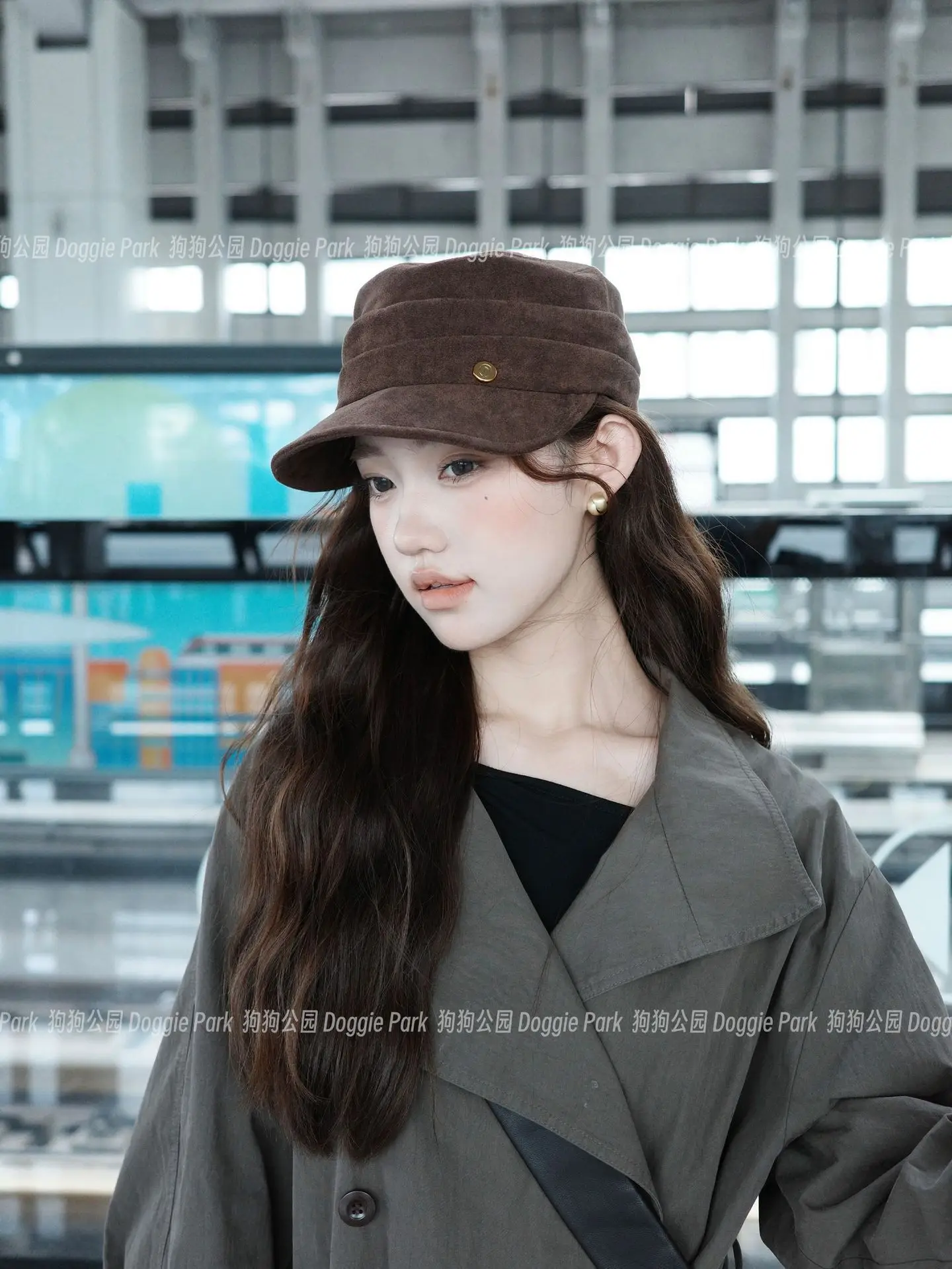 Brown Duckbill Cap for Women Men Casual Wear — feature 5