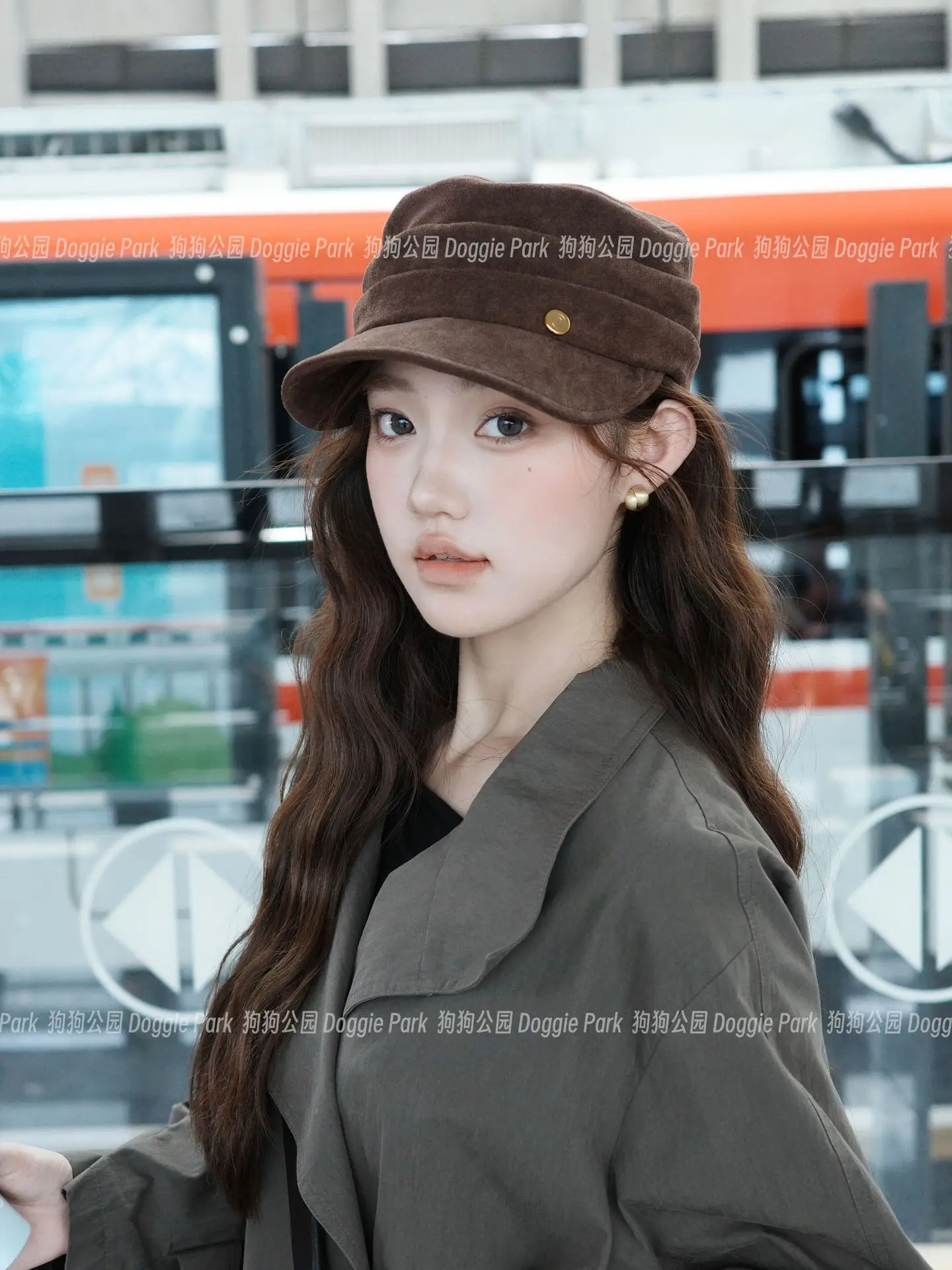 Brown Duckbill Cap for Women Men Casual Wear — feature 6